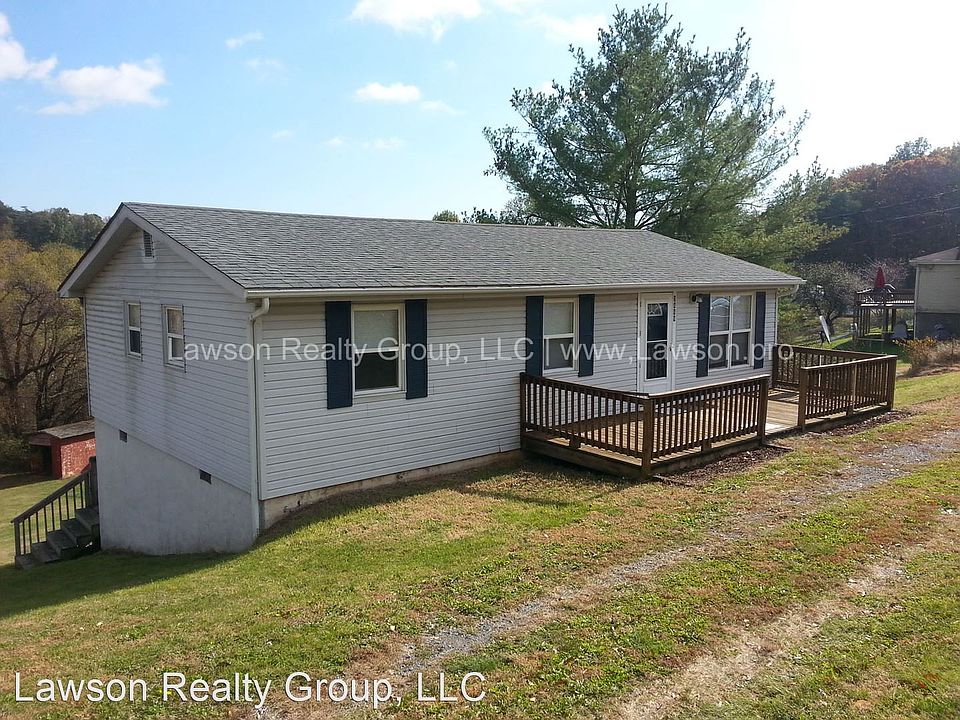 1st image of 3469 Randall Dr