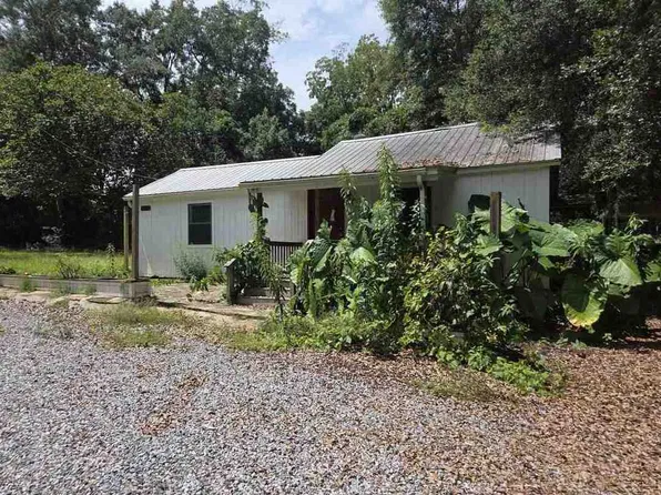24561 Peavy Ln, Robertsdale, AL 36567