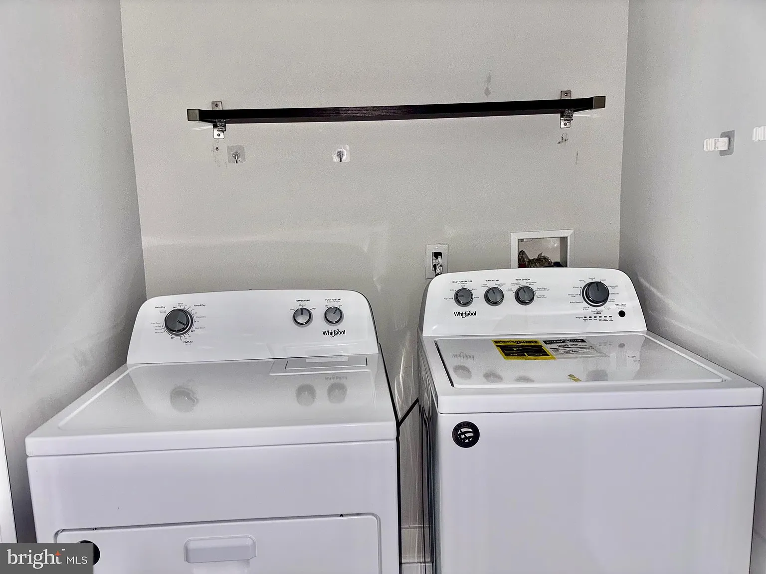 2 bed, 7214 sqft, $1,500 — Photo 4