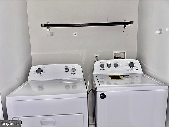 4th image of 5334 Cedar Ave #36-6F