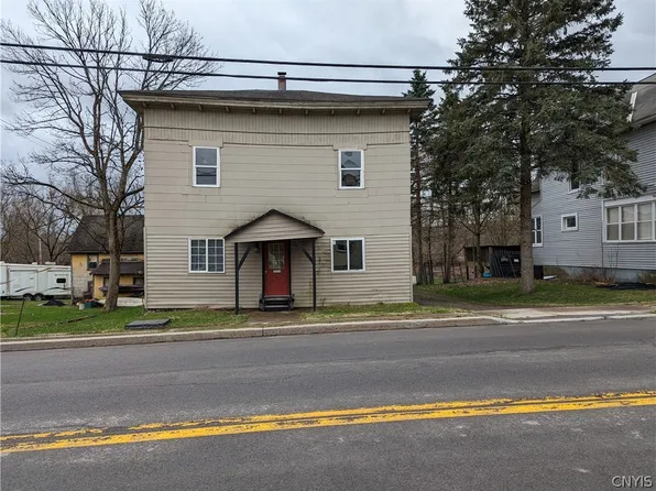 10590 Steuben St, Remsen, NY 13438