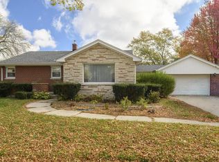 4960 North 89th STREET, Milwaukee, WI 53225