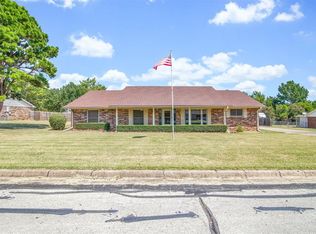 3105 Woodside Dr, Ardmore, OK 73401