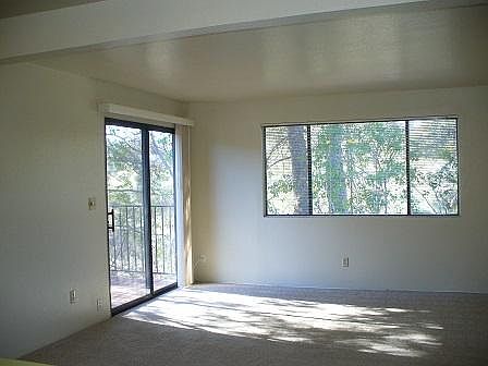 3rd image of 450 High St APT 21