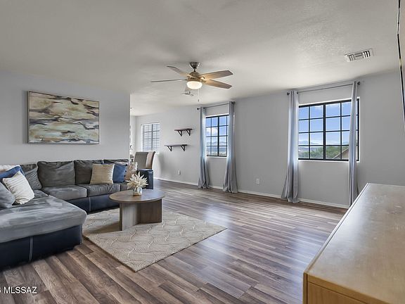 5th image of 562 Paseo Palomino