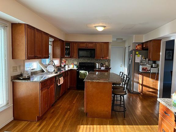 5th image of 11969 Carrington Ct