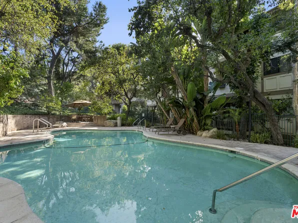 3480 Barham Blvd APT 203, Los Angeles, CA 90068