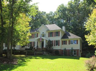 615 Beaver Hollow Ct SE, Cedar Rapids, IA 52403