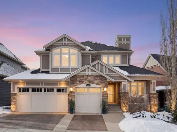 295 E Coopers Hl SW, Airdrie, AB T4B 0R9