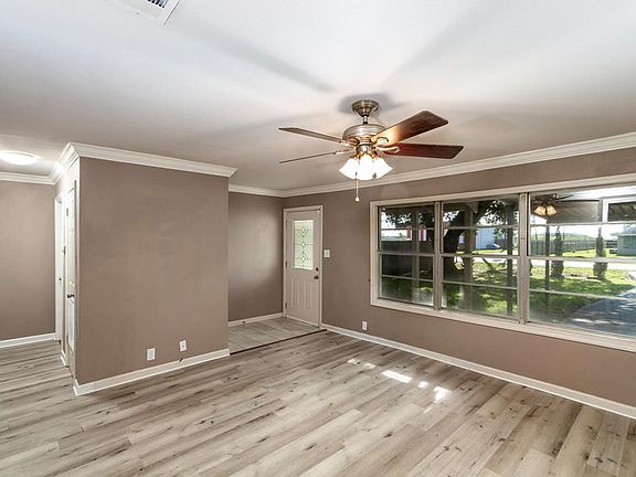 4th image of 922 Bowlin Ave