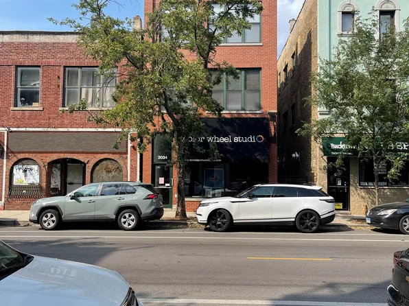 2034 N Damen Ave APT 2R, Chicago, IL 60647