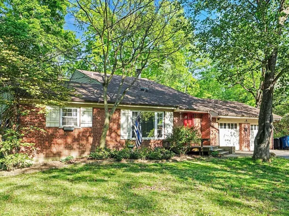 4207 Deepwood Ln, Cincinnati, OH 45245