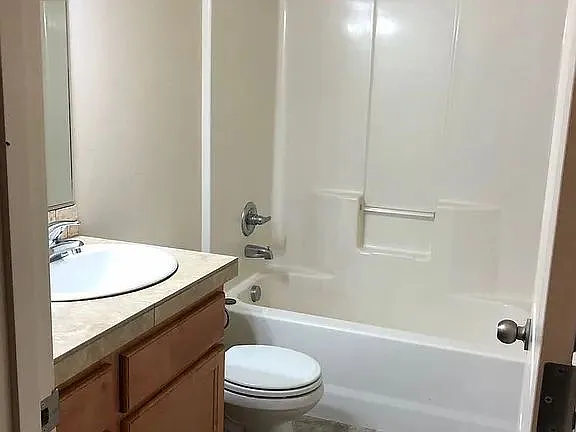 3218 NE Spring Creek Pl — Photo 6
