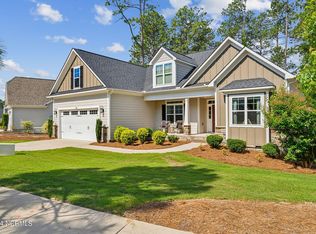 300 N Bracken Fern Ln, Southern Pines, NC 28387