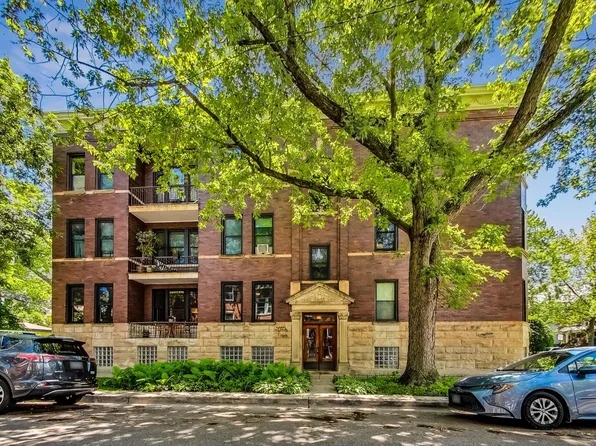2053 W Byron St #1E, Chicago, IL 60618