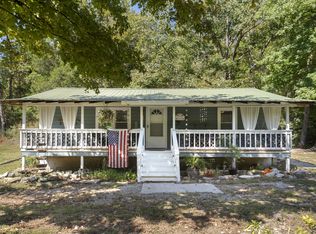 1225 Tanner Hollow Rd, Pleasantville, TN 37033