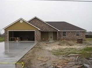 245 Hemlock Dr, Patterson, LA 70392