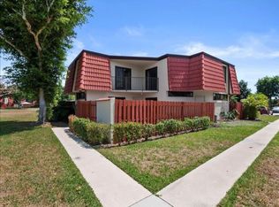 3732 Victoria Dr, West Palm Beach, FL 33406