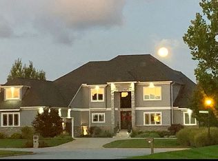 50711 Brookside Dr, Granger, IN 46530