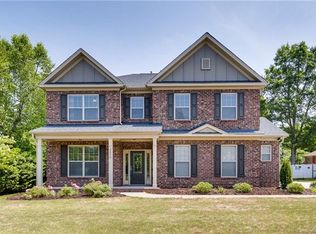 8038 Grove Hall Ave, Mint Hill, NC 28227