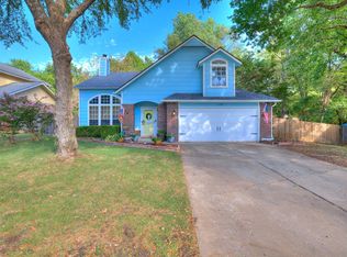 1202 W Los Angeles Cir, Broken Arrow, OK 74011