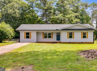 69 Sunny Ln, Villa Rica, GA 30180