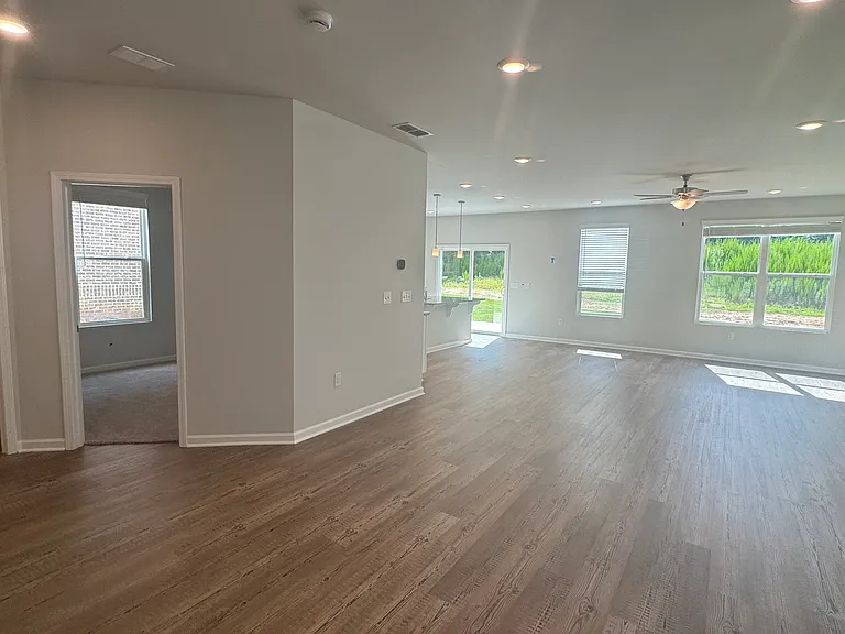 124 Green Love Ln — Photo 10