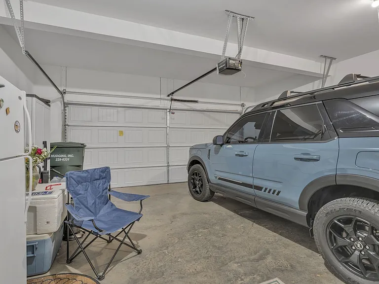 4937 Riverbank Dr — Photo 30