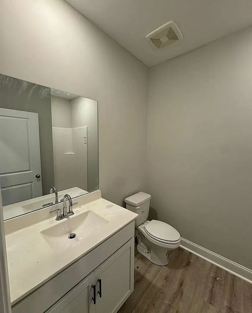 308 Hillview Mills — Photo 3