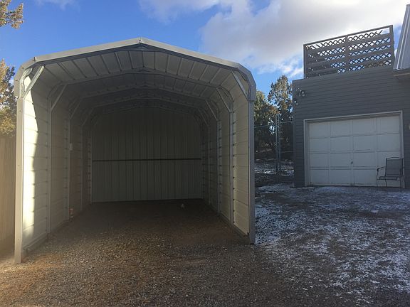 Carport & garage 