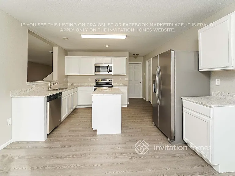 20460 Randolph Pl — Photo 6