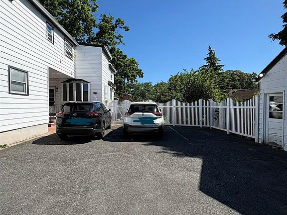 3rd image of 390 Atlantic Avenue