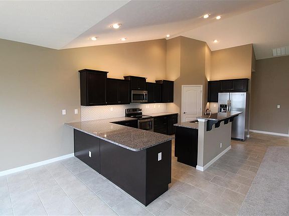 2nd image of 3756 Scoria St