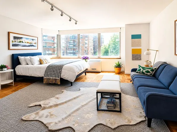 500 W 43rd St APT 28D, New York, NY 10036