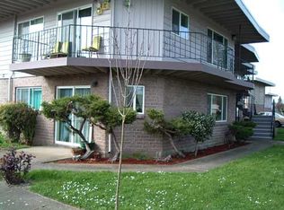 844 Mill St APT 4, Springfield, OR 97477