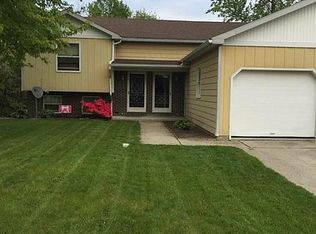 135 Zimmerman Dr, Clyde, OH 43410