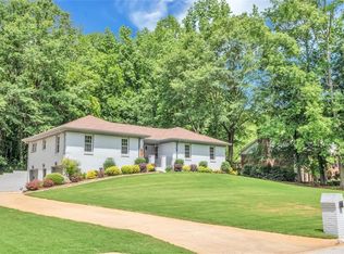 9021 Par Dr, Douglasville, GA 30134