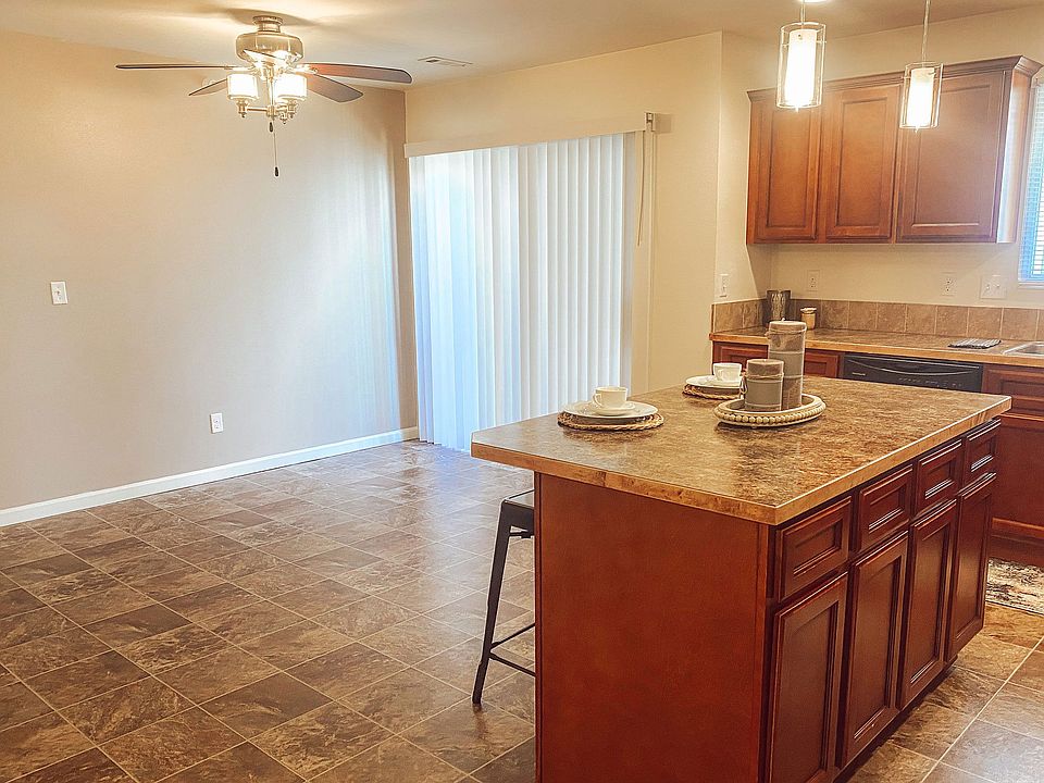 Phoenix Ridge Kitchen