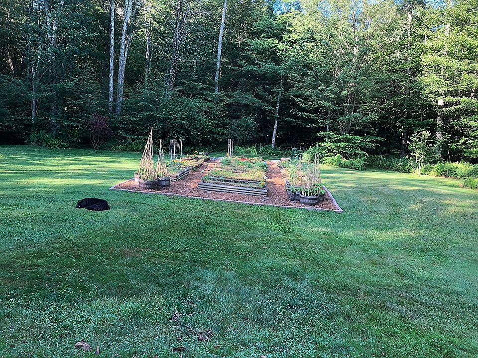 2nd image of 566 Briscoe Rd