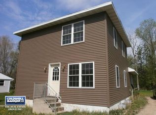 195 Adams St, Iola, WI 54945