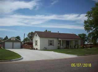 1532 Grand Ave, Goodland, KS 67735