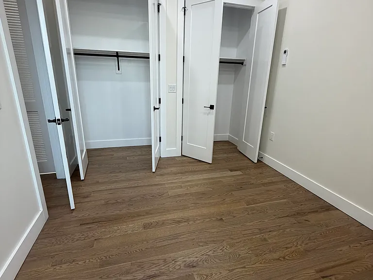 40 Lembeck Ave #204B — Photo 4