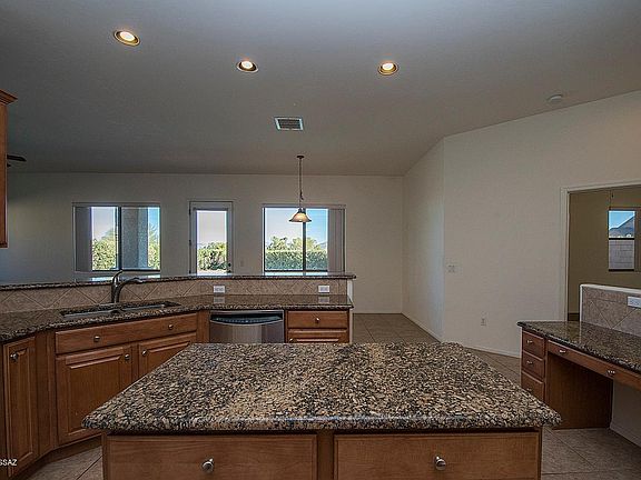 4th image of 1143 S Chatfield Dr
