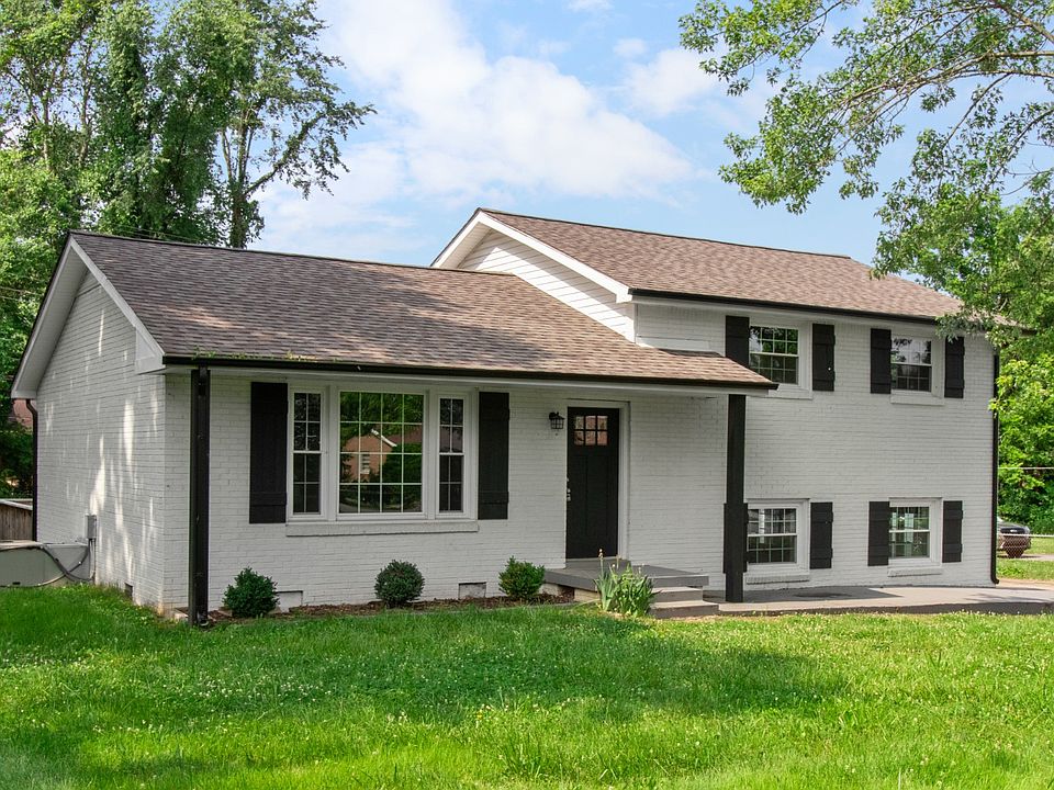 1st image of 302 Verdun Dr