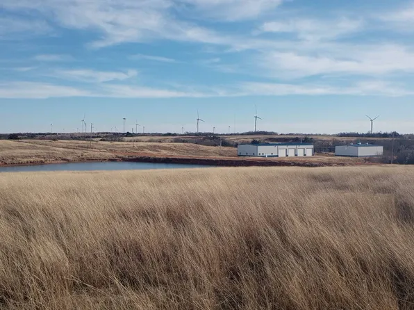 26498 E 670th Rd, Hennessey, OK 73742