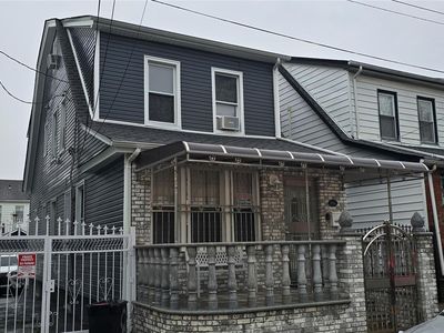 8934 183rd Street, Hollis, NY, 11423