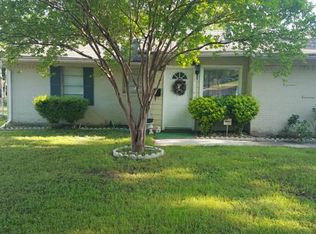 528 Greenleaf Ln, Mesquite, TX