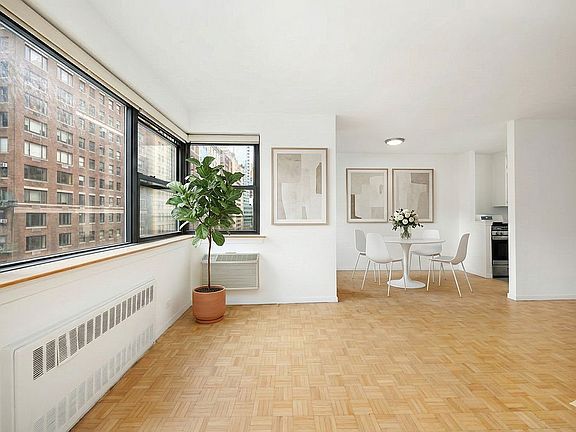 3rd image of 357 E 57th St APT 6D