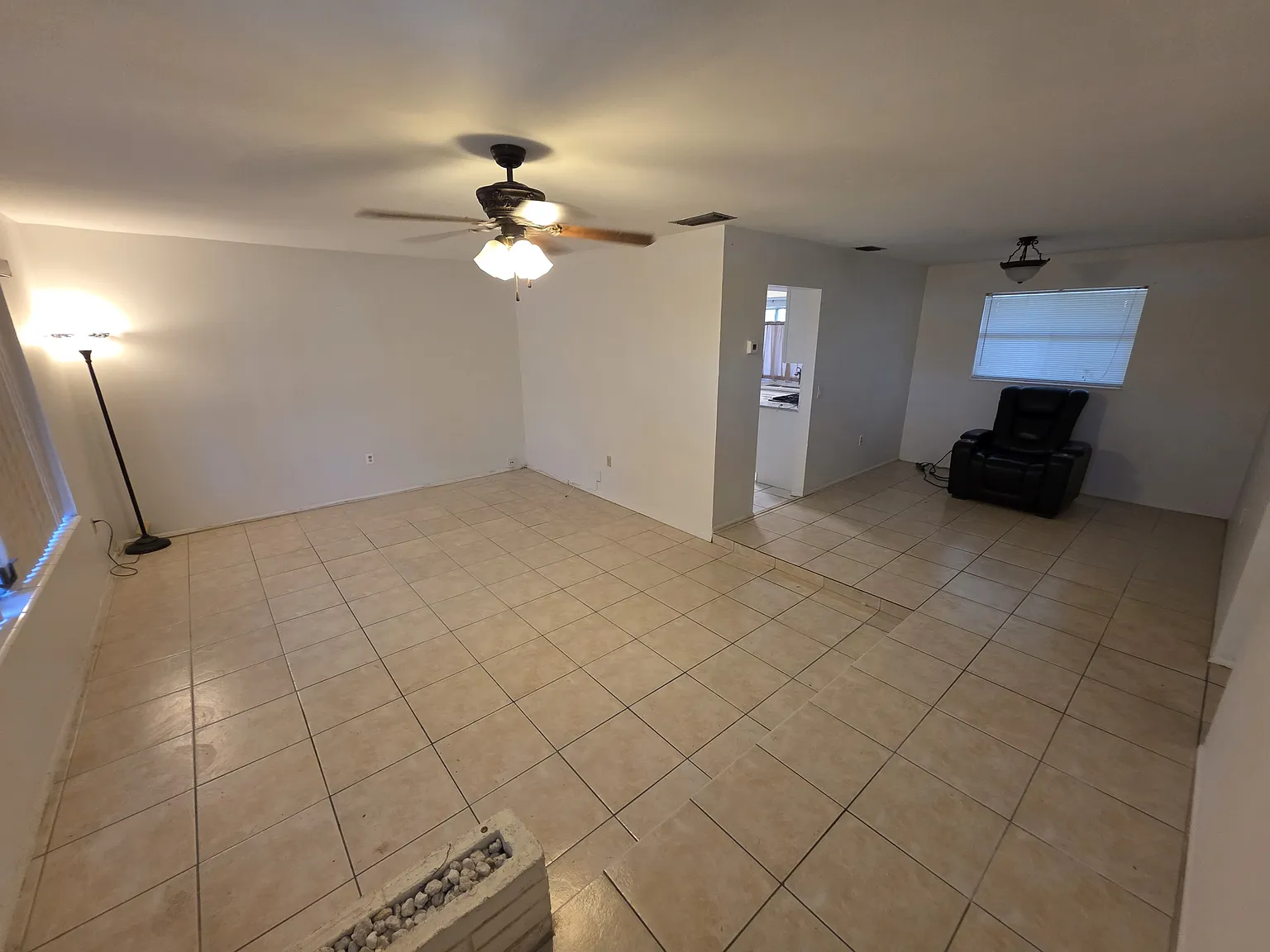 2 bed, 1495 sqft, $2,600 — Photo 2