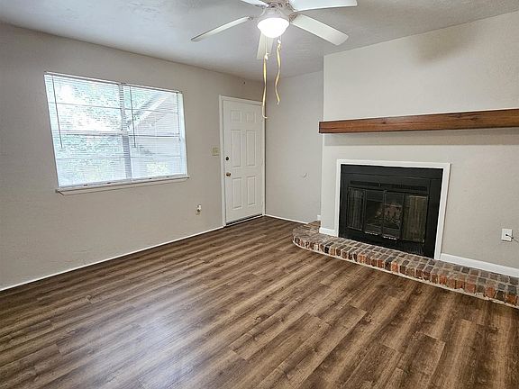 5th image of 2985 Woodrich Dr
